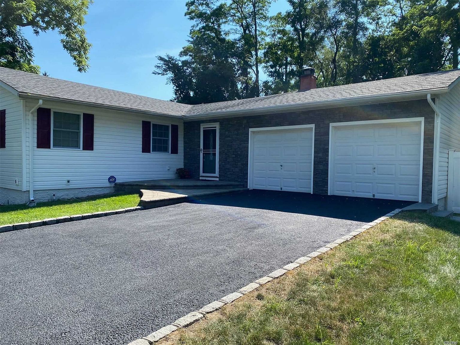 42 Magnolia Dr, Selden, NY 11784 Zillow