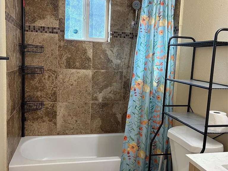 6820 Petre Dr — Photo 6