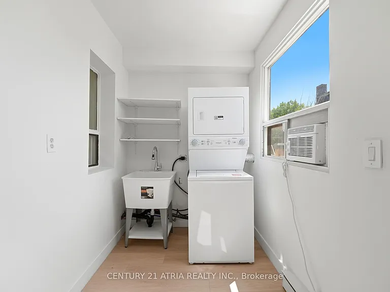 603 College St #2 — Photo 13