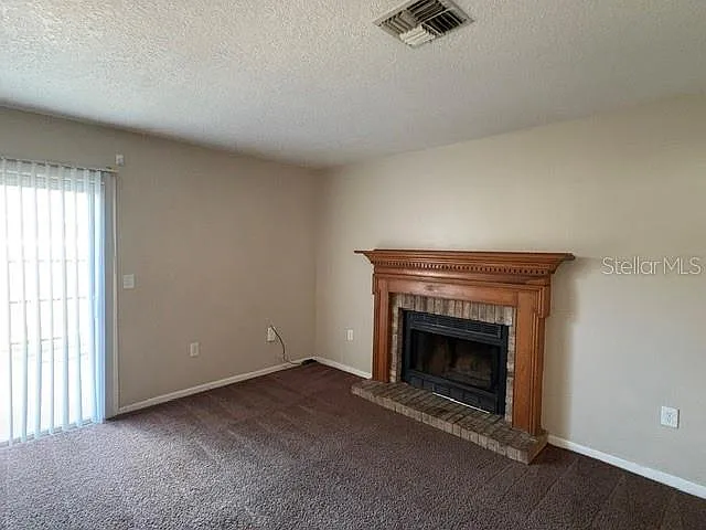 1777 Crystal Grove Dr — Photo 3