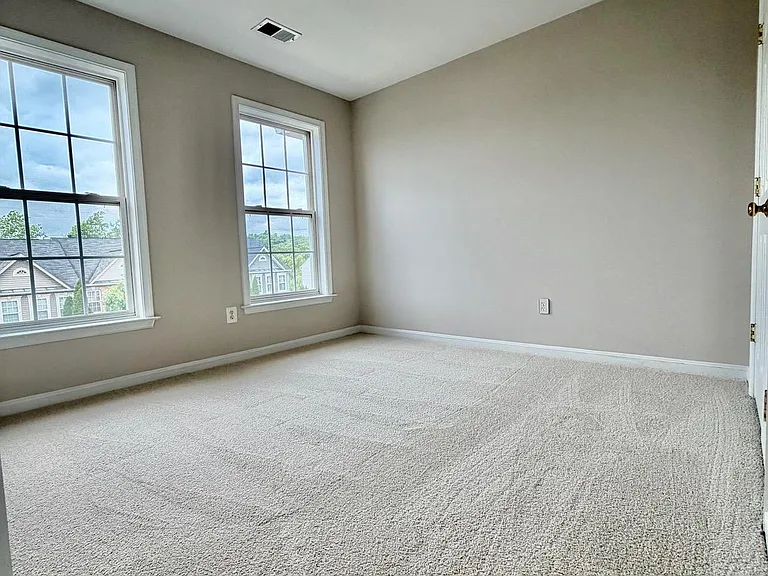 15519 Exmore Ct — Photo 21
