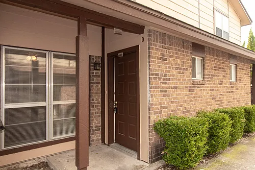1105 Covey Ln #D Photo 1