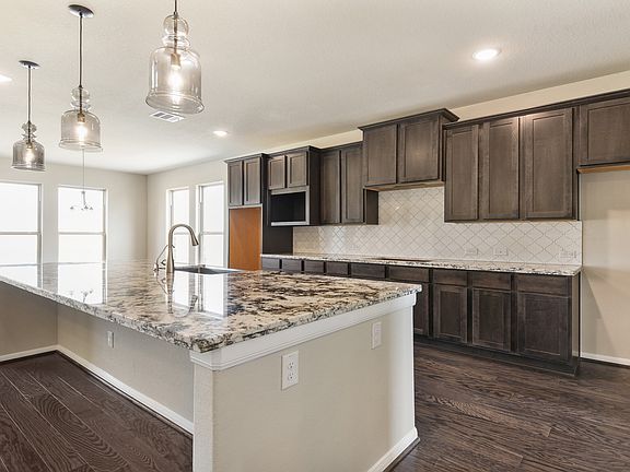 Stunning gourmet kitchen