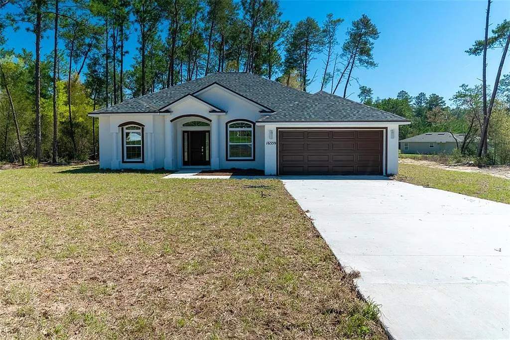 4 bed, 16.0 bath, 1801 sqft, $1,800 — Photo 1
