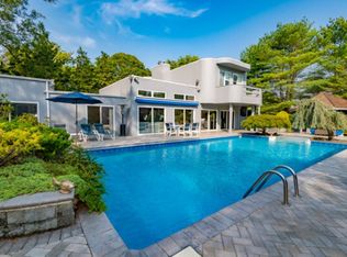 3 Mallard Ln, Remsenburg, NY 11960