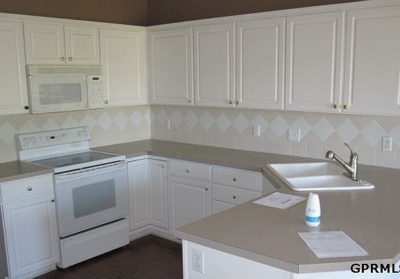 5th image of 17106 Patterson Dr