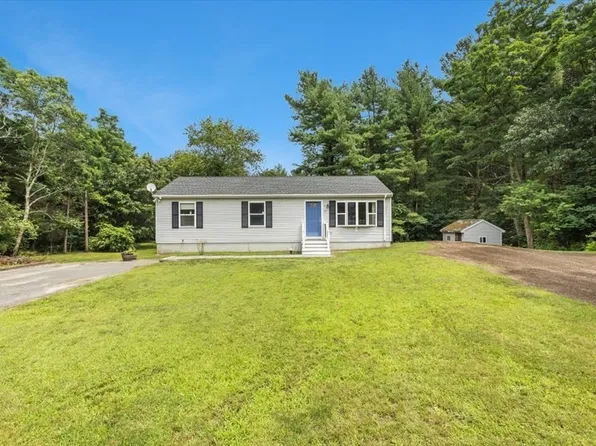 32 Algerine St, Berkley, MA 02779