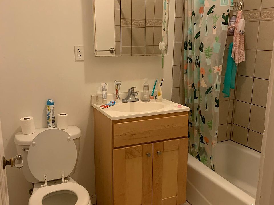 2nd image of 837 Geary St #605