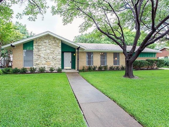 2nd image of 3125 Palmdale Cir