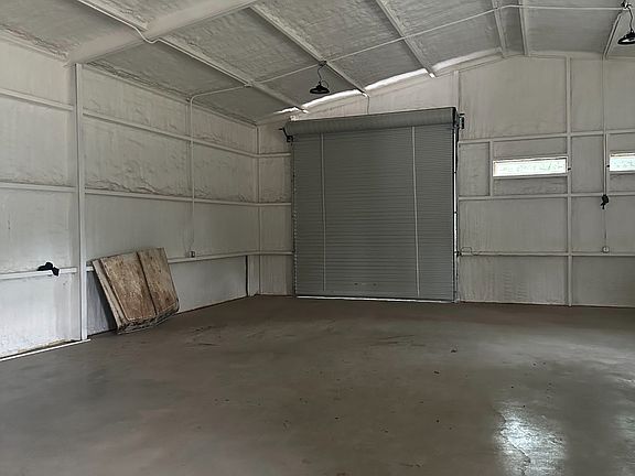4th image of 7501 E State Highway 71 Building 3