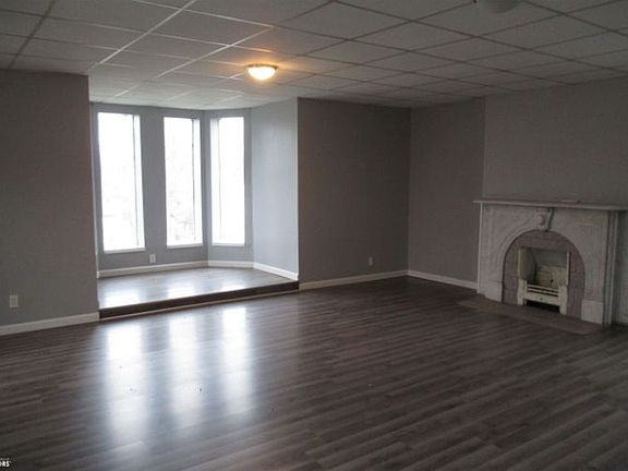 4th image of 630 Grand Ave