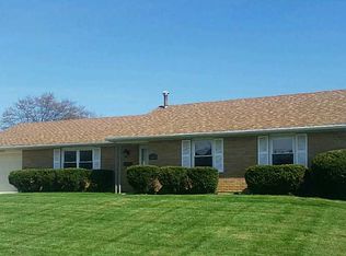 1426 Marinette Dr, Springfield, OH 45503