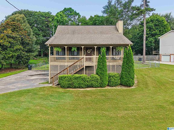 2nd image of 609 Cherokee Cir