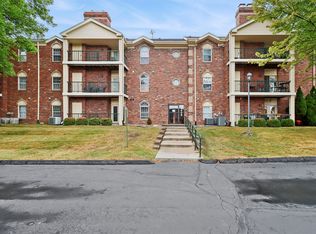 4900 Pleasant St UNIT 14, West Des Moines, IA 50266