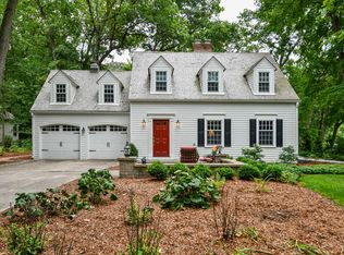 1630 Fairhaven Blvd, Elm Grove, WI 53122