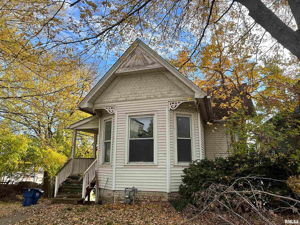 1st image of 515 E 6th St