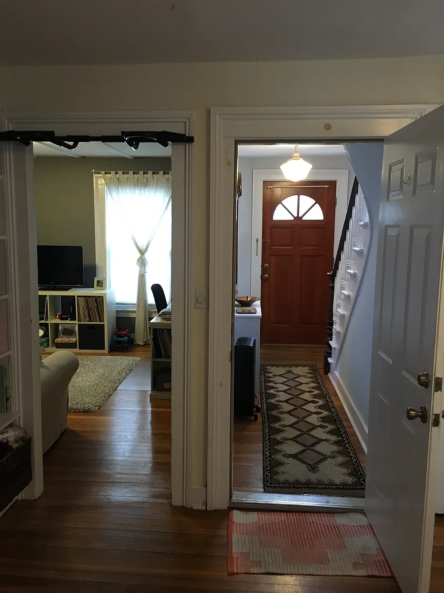 Building Photo - 30 Edwards St #1