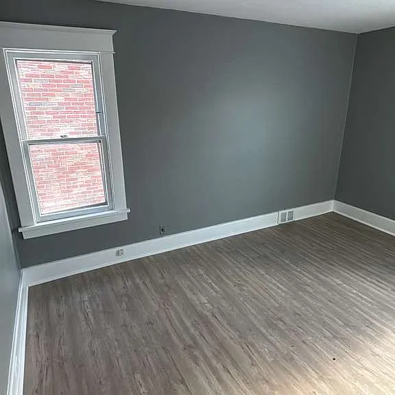 299 Nassau Ave #1 — Photo 8