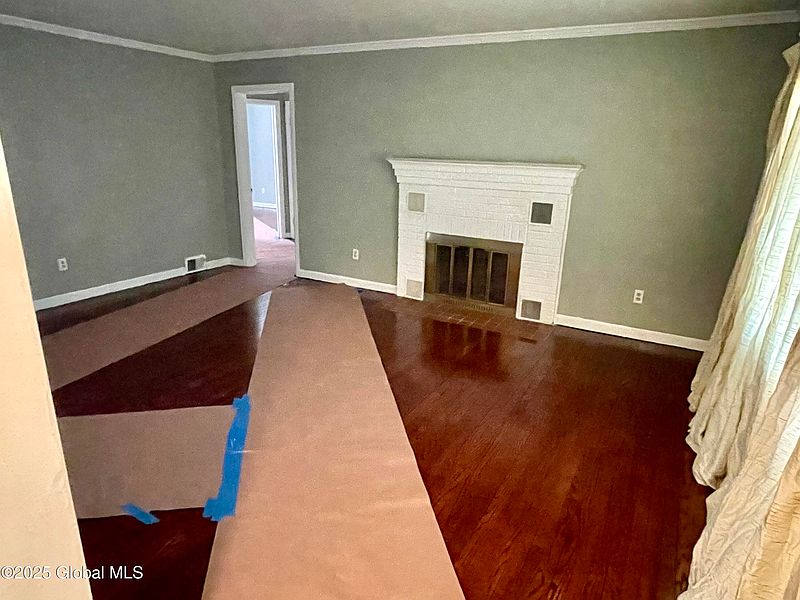 4th image of 1237 Sumner Avenue