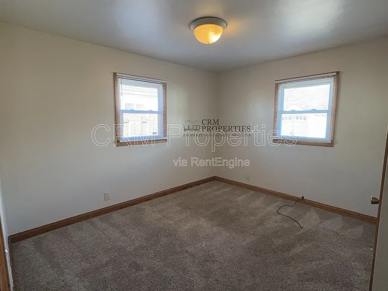 1504 N Philips St — Photo 12