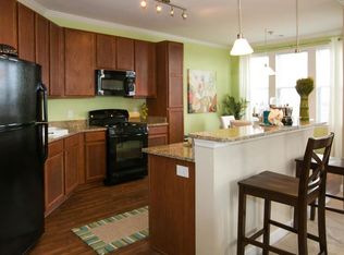 2403 Highpoint View Ct UNIT 302, Frederick, MD 21702