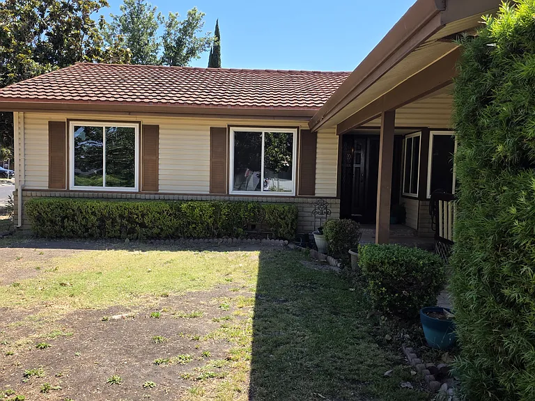 2810 Chauncy Cir — Photo 1