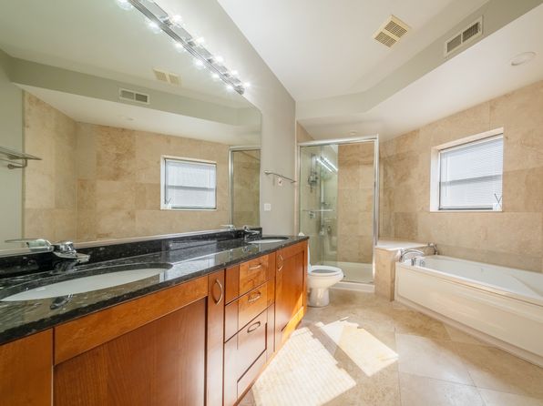 650 N Milwaukee Ave #3