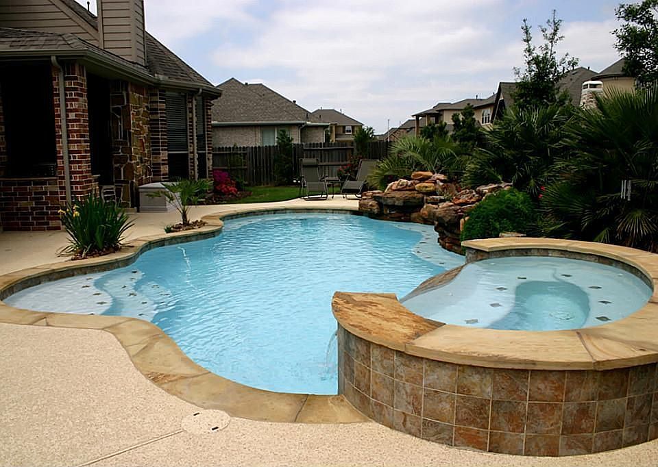 2nd image of 25610 Greenwell Springs Ln