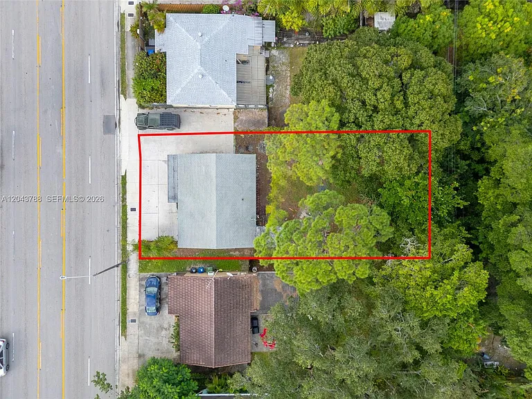 1320 N Andrews Ave — Photo 21
