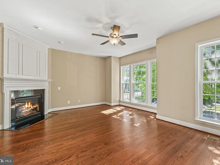 14873 Potomac Branch Dr — Photo 9