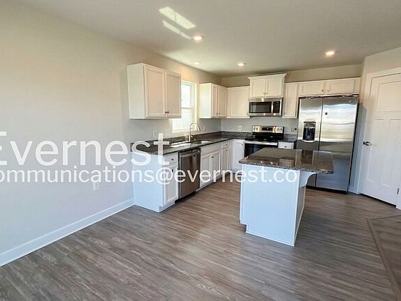 2nd image of 18393 Signature Way