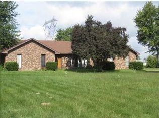 6282 N 900 E, New Carlisle, IN 46552