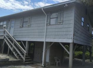 409 W Ashley Ave, Folly Beach, SC 29439