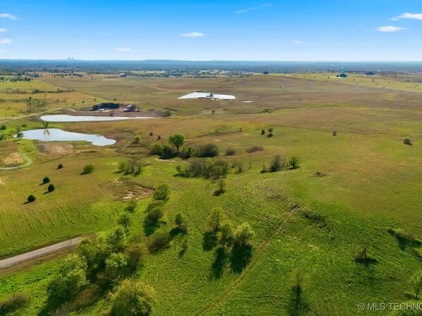 1 N Sandstone Ave, Skiatook, OK 74070