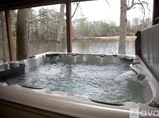 29 Basswood Cir, Sandy Springs, GA 30328