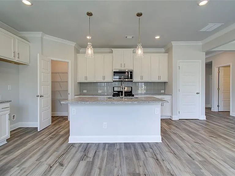 1751 Branthaven Ln — Photo 12