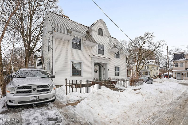 2nd image of 2 Cherry Street