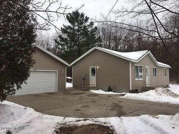 3rd image of 1998 S Sheridan Dr