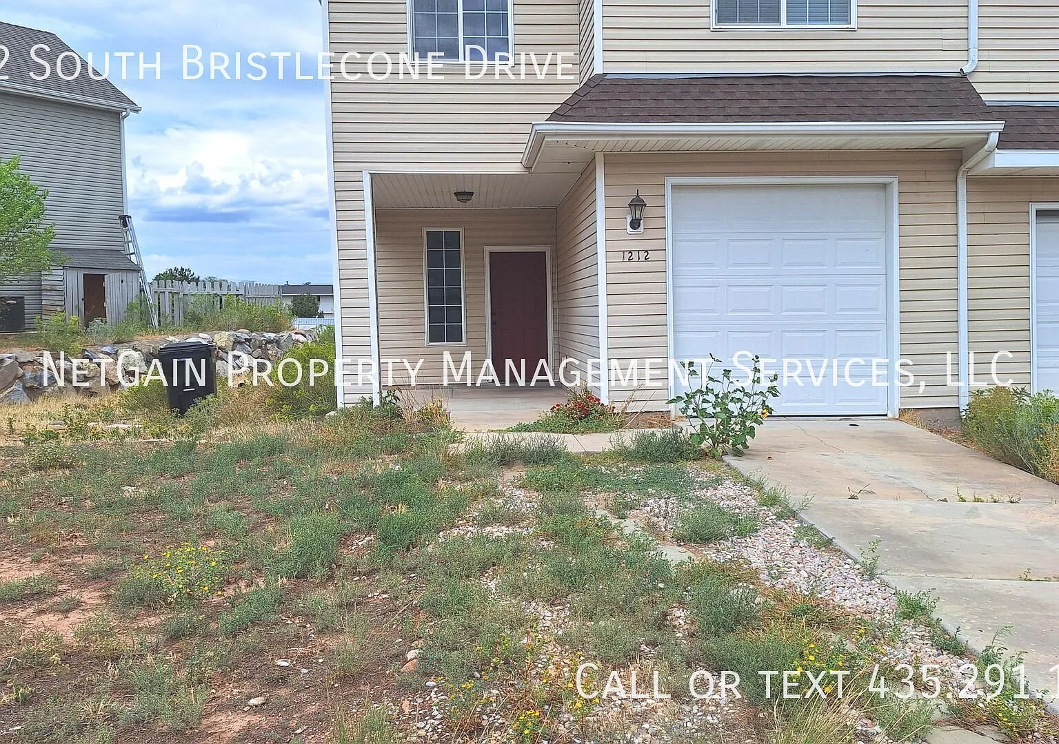 Newly Updated 4 Bedroom Twinhome — Photo 2
