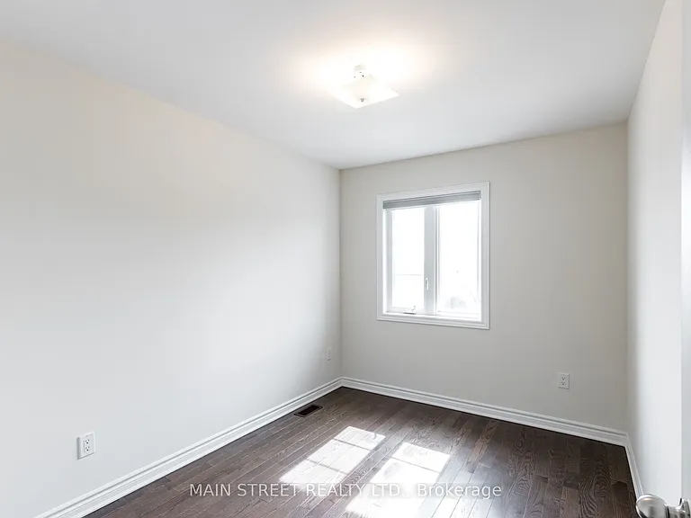 114 Sandwell St — Photo 25