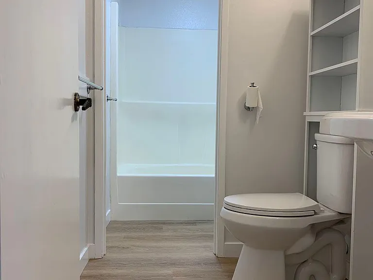 Updated full bathroom in hallway.