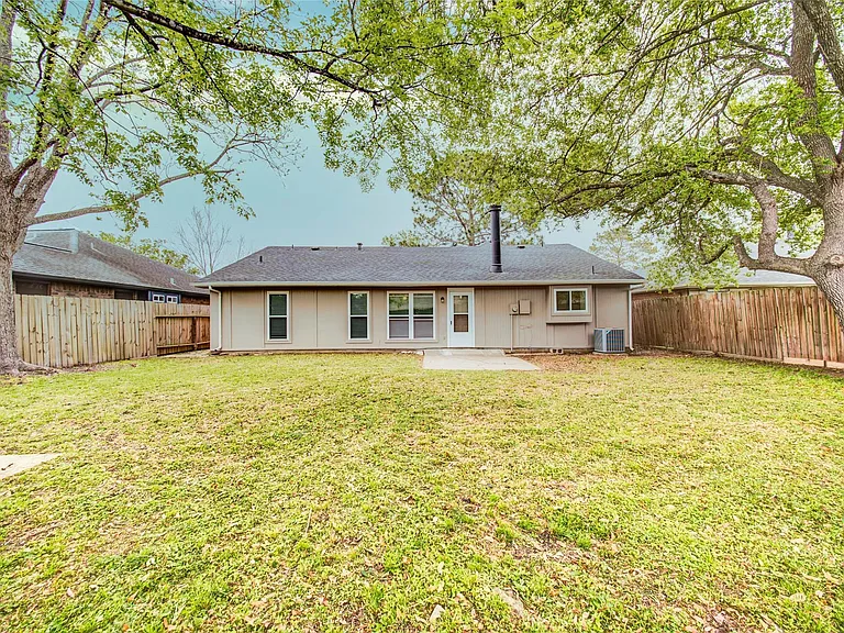 7114 Buchanan Dr — Photo 25
