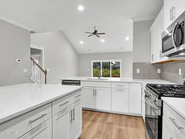 2772 Longleaf Pine Cir — Photo 6
