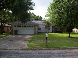 3229 Red Robin Loop, Bryan, TX 77802