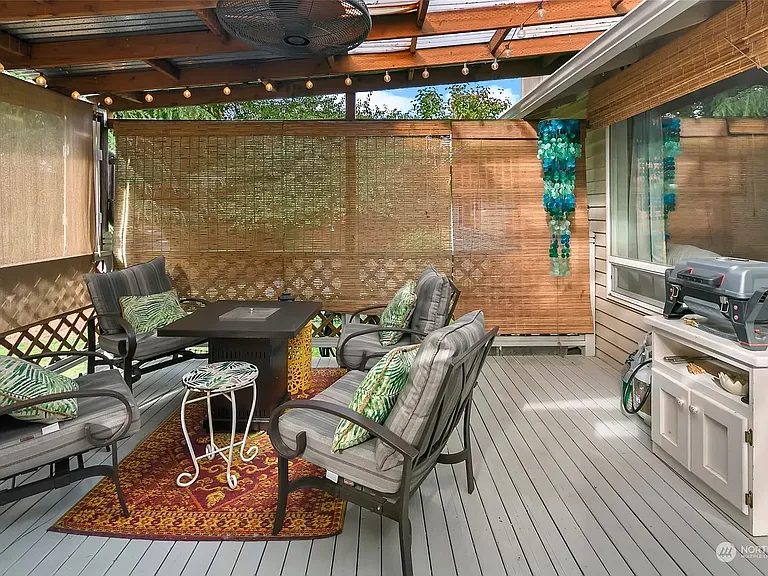 Covered Patio/Deck