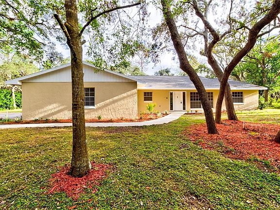 3rd image of 67 Pine Forest Dr