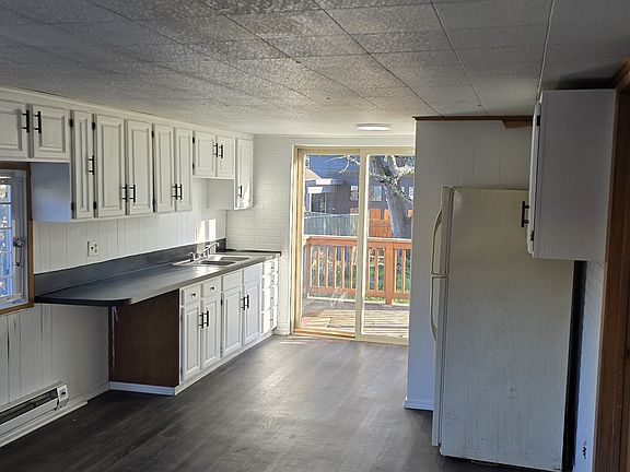 4th image of 14414 34th Ave S #B