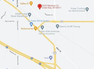 3220 Meadow Cir, Green Bay, WI 54311