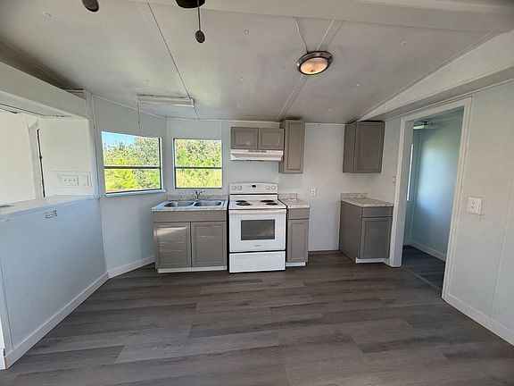 2nd image of 6139 Jammie Rd