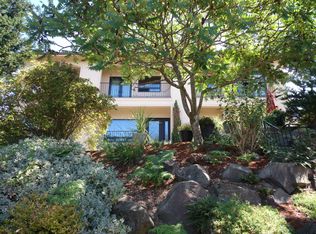 6538 41st Ave SW, Seattle, WA 98136